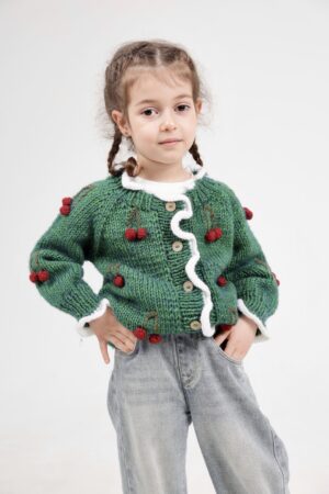 Kinderen cardigan  Kersen 80% wol  en 20% pa - Grone( 4-5 jaar)