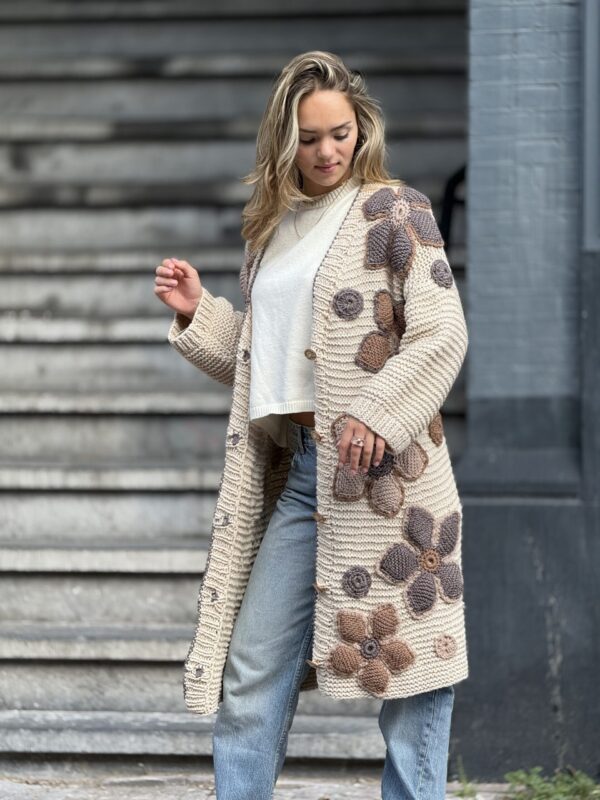 img_8674-3 Cardigan Bloemen van Handgemaakte 100% Wol - Crème Bruin
