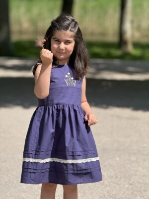 Kinderjurk met Bloemen borduurwerk  Katoen  (4-5 jaar)