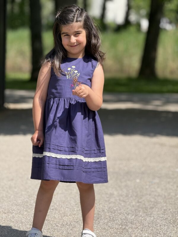 Kinderjurk met Bloemen borduurwerk  Katoen  (4-5 jaar)