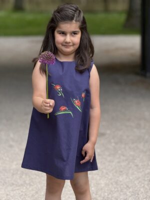 Kinderjurk met lieveheersbeestje Hand geschilderd 
Katoen  (5-6jaar)