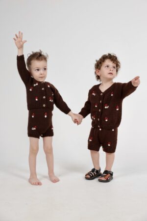 Baby  Set Rompertje & Vest Paddenstoel Borduurwerk 80% wol 20% pa  2-3 jaar