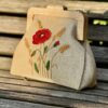 Unieke Tas met bloemen  Borduurwerk Duurzame Stoof Handmade 
Houten Sluiting