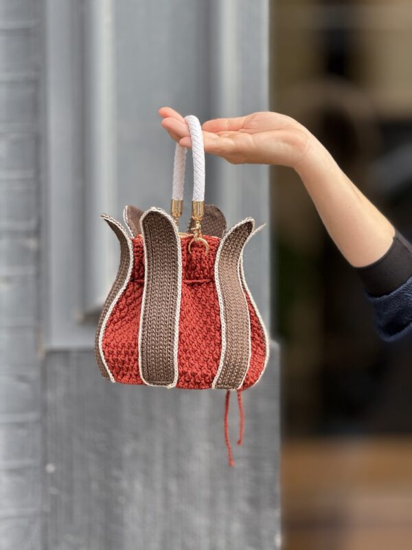 Exclusiefe   Unieke Tulp  Croche Tas