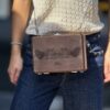 Handgemaakte design tas Exclusieve handgemaakte houten tas van walnoothout met leren binnenkant