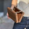Handgemaakte design tas Exclusieve handgemaakte houten tas van walnoothout met leren binnenkant