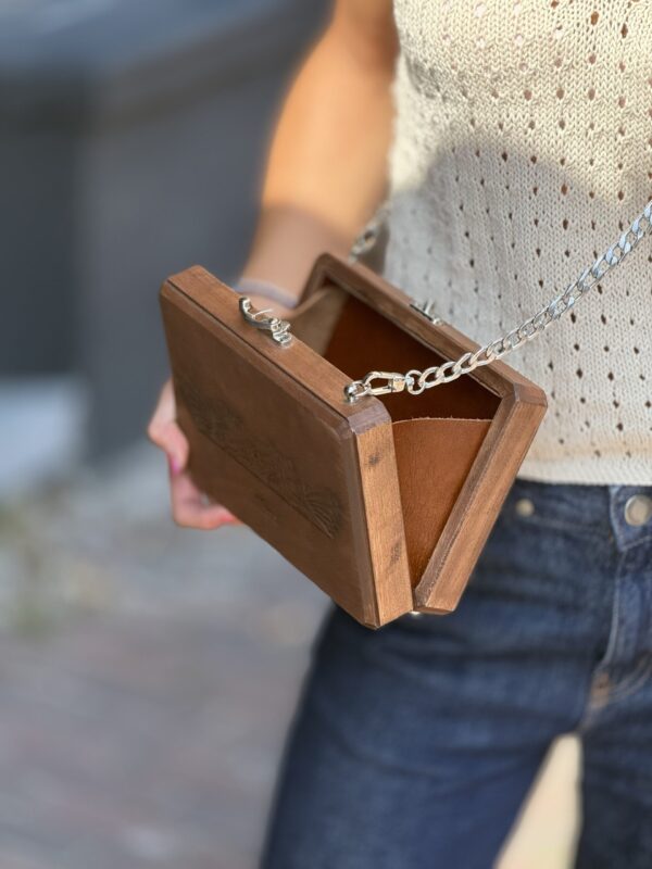 Handgemaakte design tas Exclusieve handgemaakte houten tas van walnoothout met leren binnenkant