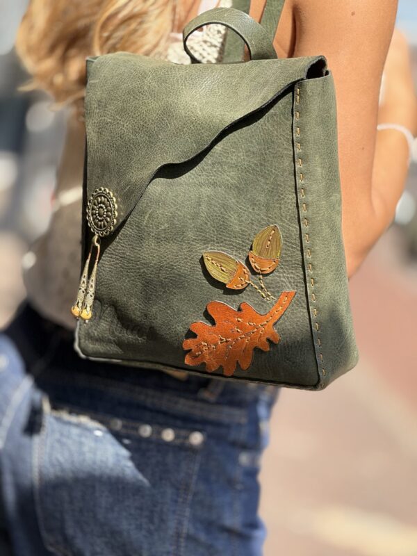 Exclusief Unieke Leer  Rugzak met Herfstblad    (Handmade)