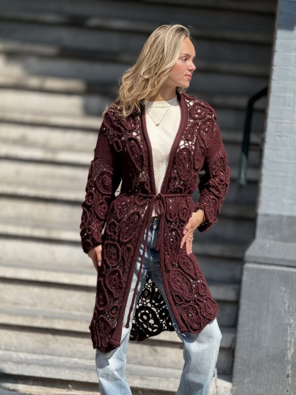 Cardigan van Handgemaakt Ierse Kant  Crochet 50% Italiaans Wol 20% Cashmere 30% Mohair