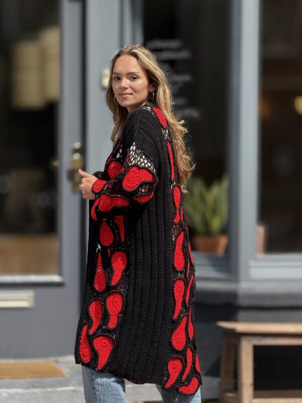 img_8756 Cardigan Ierse Kant van Handgemaakte 100% Italiaanse Wol
Zwart-Rood