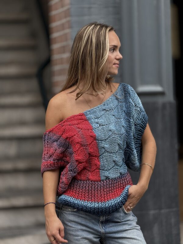 Blouse  Handgemaakte van  80% Bio Katoen   20% Viscose ( Gebreid) Handmade 
Universele Maat