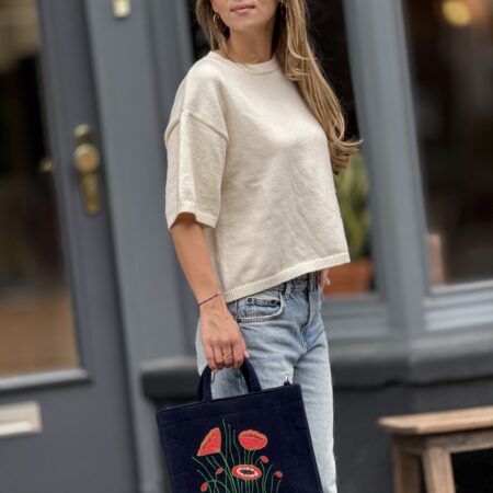 Exclusief   Unieke Tas van Duurzame Velours stof 
  (Handmade)   Borduurwerk Klaprozen