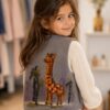 097018cb-757b-4022-93a4-ce5e2271063d-2 Handgemaakte Gilet Merinowol Vilt Kleding voor Kinderen | Luxe & Ambacht Leftijd 5-6 jaar Vilt Giraf