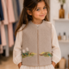 a0156b69-5f09-4f95-bd2b-cb82802dfebf Handgemaakte Gilet Merinowol Vilt Kleding voor Kinderen | Luxe & Ambacht Leftijd 4-5 jaar Bambi