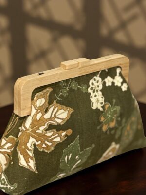 Handgemaakte Luxe Clutch Tas met Houten Sluiting | Ambachtelijk Design uit Amsterdam