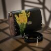 img_6880 Exclusieve Luxe Leren Tas met Natuurlijk Hout – Handgemaakt & Limited Editio Tas Tulp Geel Amsterdam