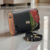 Exclusieve Luxe Leren Tas met Natuurlijk Hout  – Handgemaakt & Limited Editio Tas Tulp  Rood Amsterdam