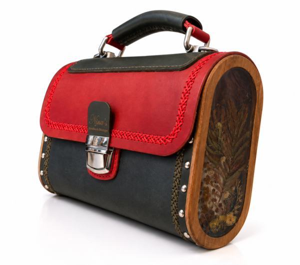 Exclusive Luxury Handmade Leather Bag Amsterdam | Natural Walnut Wood | Unique Designer Handbag | Nina’s Handwork Boutique