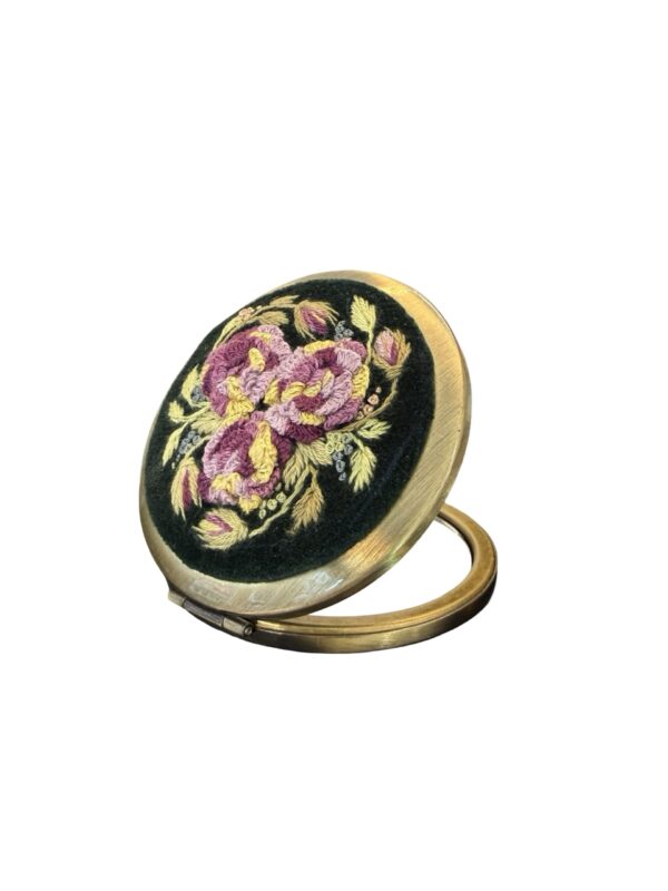 Vintage & Antiek Handgemaakt Borduurwerk  Spiegel – Unieke Decoratie – Hoge Kwaliteit Handwerk -Donker Groen