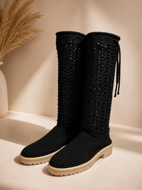Zwarte Handmade Crochet Laarzen Dames – Bamboe Katoen – Maat 38 | Amsterdam