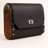 4c1d72ef-4840-4e0e-b866-4826fd24c269 Handmade Leren Tas met Walnoothout – Exclusieve & Unieke Crossbody Tas