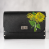 Handgemaakte Leren Tas met Handgeschilderde Zonnebloemen & Walnoothout | Limited Edition Luxe Dames Tas | Nina’s Handwork Boutique Amsterdam