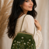 8bb7c43f-e934-43f3-b8a8-4e2123dad6f1 Handmade Handgeborduurde Dames Tas – Uniek & Exclusief Tas | Amsterdam