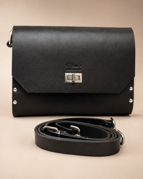 b8cecbd2-4279-483d-bce1-910f52ac41ea Handmade Leren Tas met Walnoothout – Exclusieve & Unieke Crossbody Tas