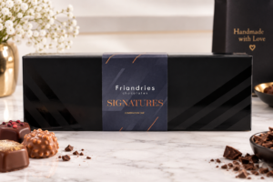 ba270bda-37ab-43ef-a678-6d649f7ad6a2 Friandries Signatures One – Luxe Handmade Bonbons 10 Stuks